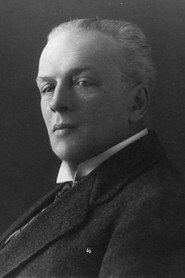 Photo of Yuri Korvin-Krukovsky as Lagutin, the landowner