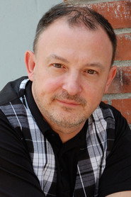 Photo of Sylvain Pesant as L'entraîneur