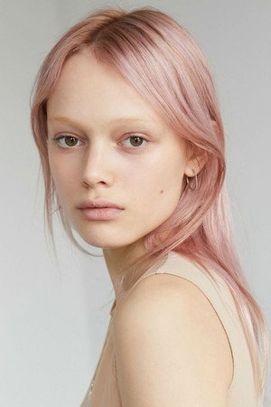 Photo of Simona Kust from the Latest Netflix gallery