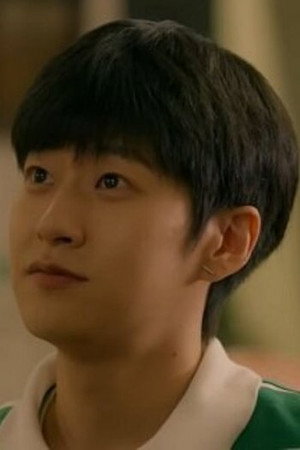 Photo of Shin Joon-hyung from the Latest Netflix gallery
