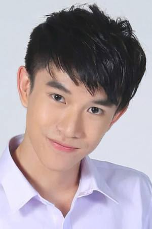 Parinya Angsanan photo