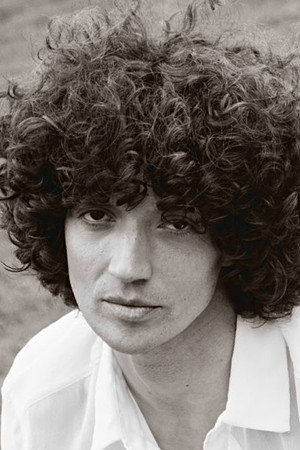 Photo of Lee Bridgman from the Latest Netflix gallery