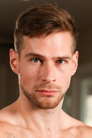 Photo of David Skylar from the Latest Netflix gallery