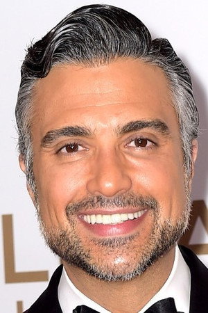 Jaime Camil photo