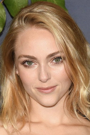 Photo of AnnaSophia Robb from the Latest Netflix gallery
