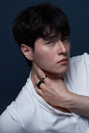 Photo of Jung Jae-bin from the Latest Netflix gallery