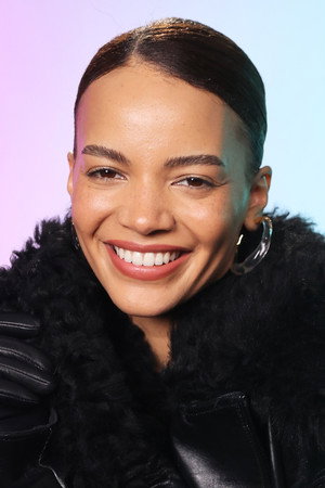 Leslie Grace photo