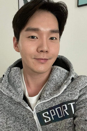 Photo of Jin Si-won from the Latest Netflix gallery