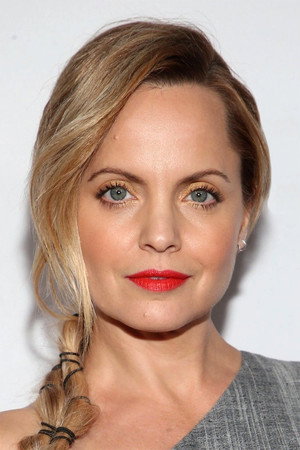Mena Suvari photo
