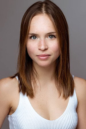 Photo of Ryann Shane from the Latest Netflix gallery