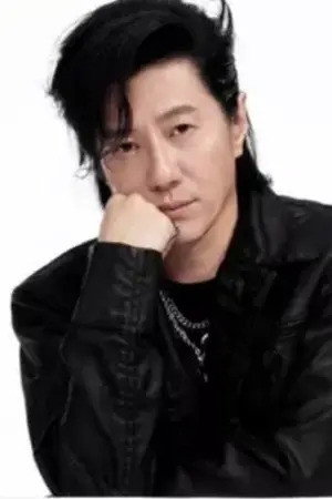 Photo of Zheng Jun from the Latest Netflix gallery