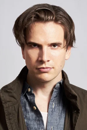 Photo of Clay von Carlowitz from the Latest Netflix gallery