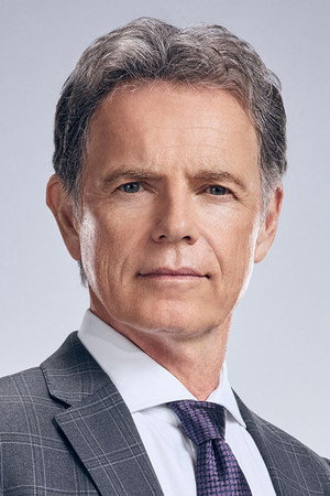 Bruce Greenwood photo