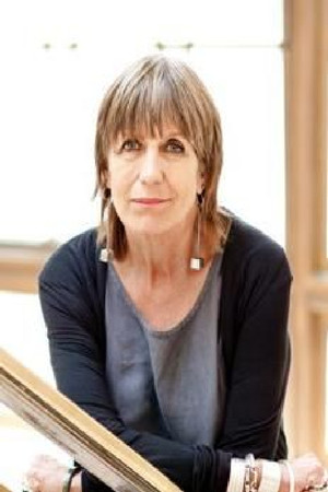 Juliet Gardiner photo