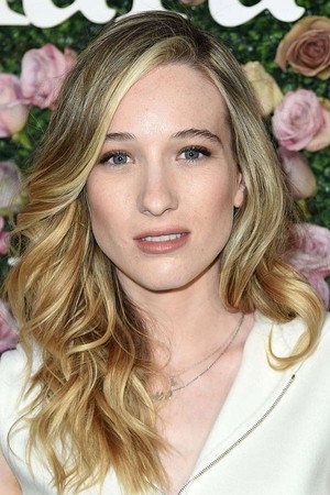Sophie Lowe photo