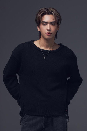 Poom Nitipoom Jumparnin photo