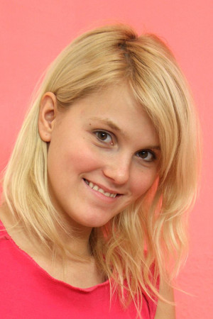 Photo of Maaike from the Latest Netflix gallery