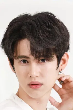 Patsit Permpoonsavat photo