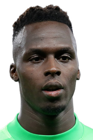 Photo of Édouard Mendy from the Latest Netflix gallery