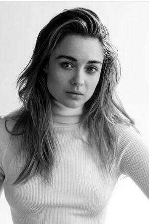 Photo of Hannah Kasulka from the Latest Netflix gallery