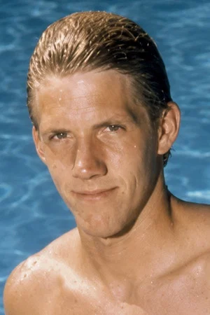 Photo of Chris McKenzie from the Latest Netflix gallery