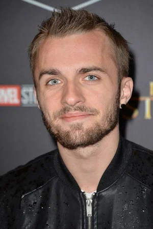 Photo of Lucas Hauchard from the Latest Netflix gallery