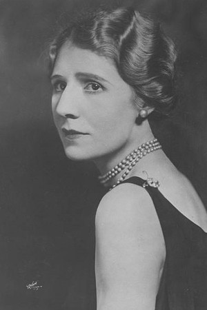 Photo of Violet Kemble Cooper from the Latest Netflix gallery