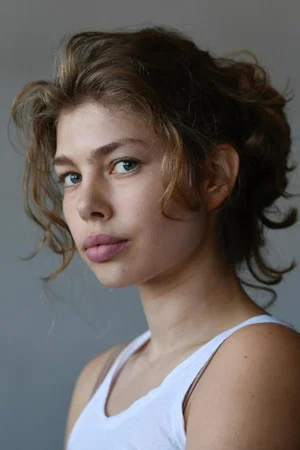 Photo of Josephine Thiesen from the Latest Netflix gallery