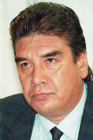 Rikiya Yasuoka photo