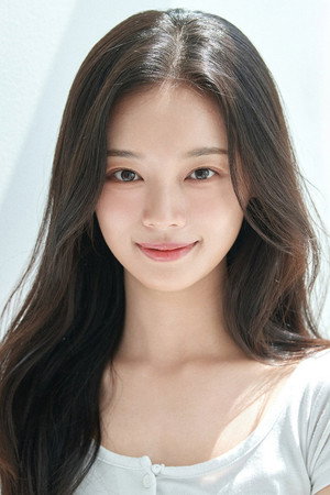 Photo of Choi Da-eum from the Latest Netflix gallery
