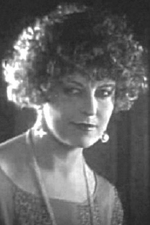 Photo of Helene Sullivan from the Latest Netflix gallery