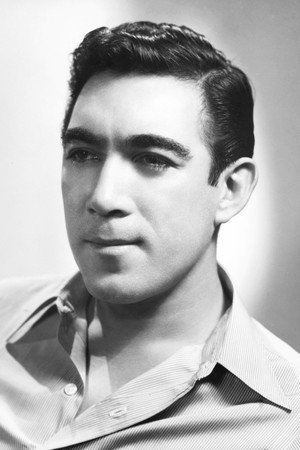 Anthony Quinn photo