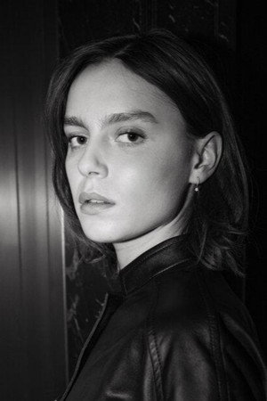 Photo of Angelina Woreth from the Latest Netflix gallery