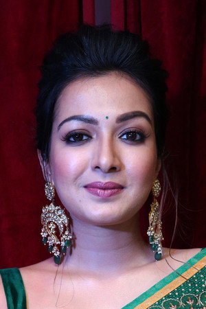 Catherine Tresa photo