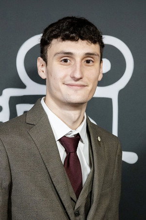 Photo of Nathan Bres from the Latest Netflix gallery