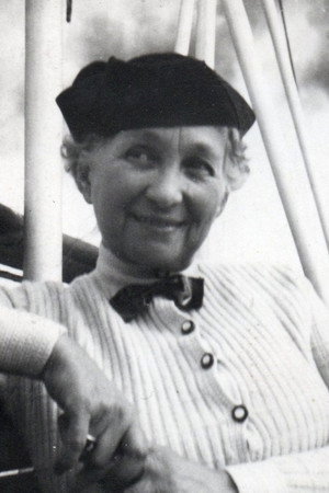 Photo of Luise Fleck from the Latest Netflix gallery