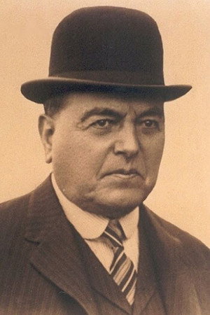 Photo of Hipólito Yrigoyen from the Latest Netflix gallery
