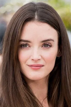 Charlotte Le Bon photo