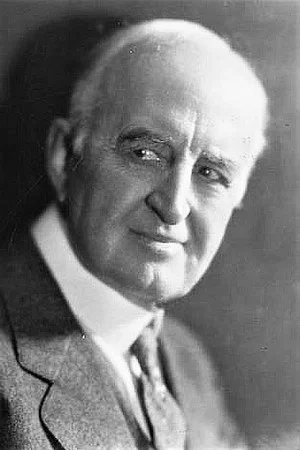 Photo of Frank Currier from the Latest Netflix gallery