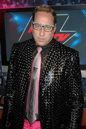 Photo of Ian Halperin from the Latest Netflix gallery