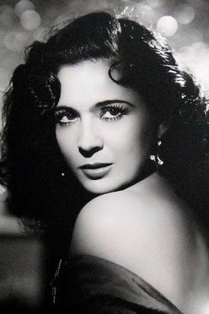 Photo of Sofía Álvarez from the Latest Netflix gallery