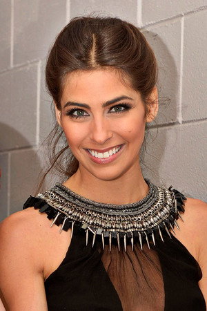 Photo of Ariadna Romero from the Latest Netflix gallery