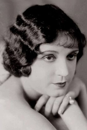 Photo of Mona Palma from the Latest Netflix gallery