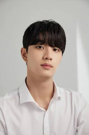 Photo of Kim Jae-won from the Latest Netflix gallery