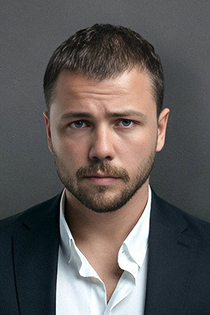 Photo of Tolga Sarıtaş from the Latest Netflix gallery