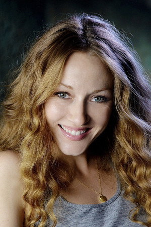 Photo of Jennifer Ferrin from the Latest Netflix gallery