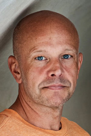 Photo of Fredrik Hallgren from the Latest Netflix gallery