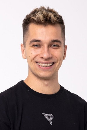 Photo of Karol Wiśniewski from the Latest Netflix gallery