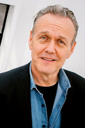 Anthony Stewart Head photo