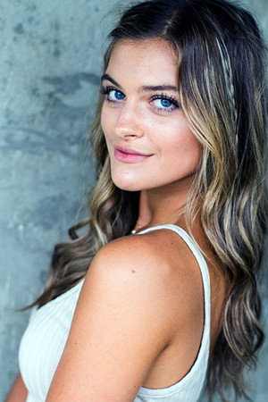 Photo of Lydia Doesburg from the Latest Netflix gallery